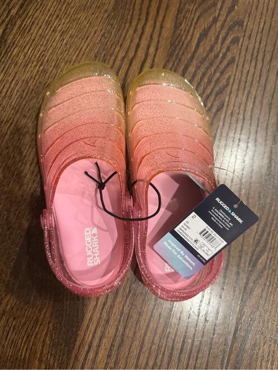 Rugged Shark Other - Rugged Shark Kids Pink to Gold Glitter Jelly Sandals